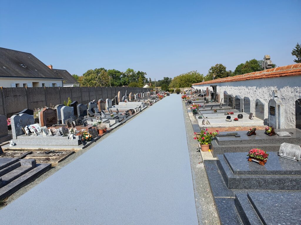 Allées de cimetières en béton drainant