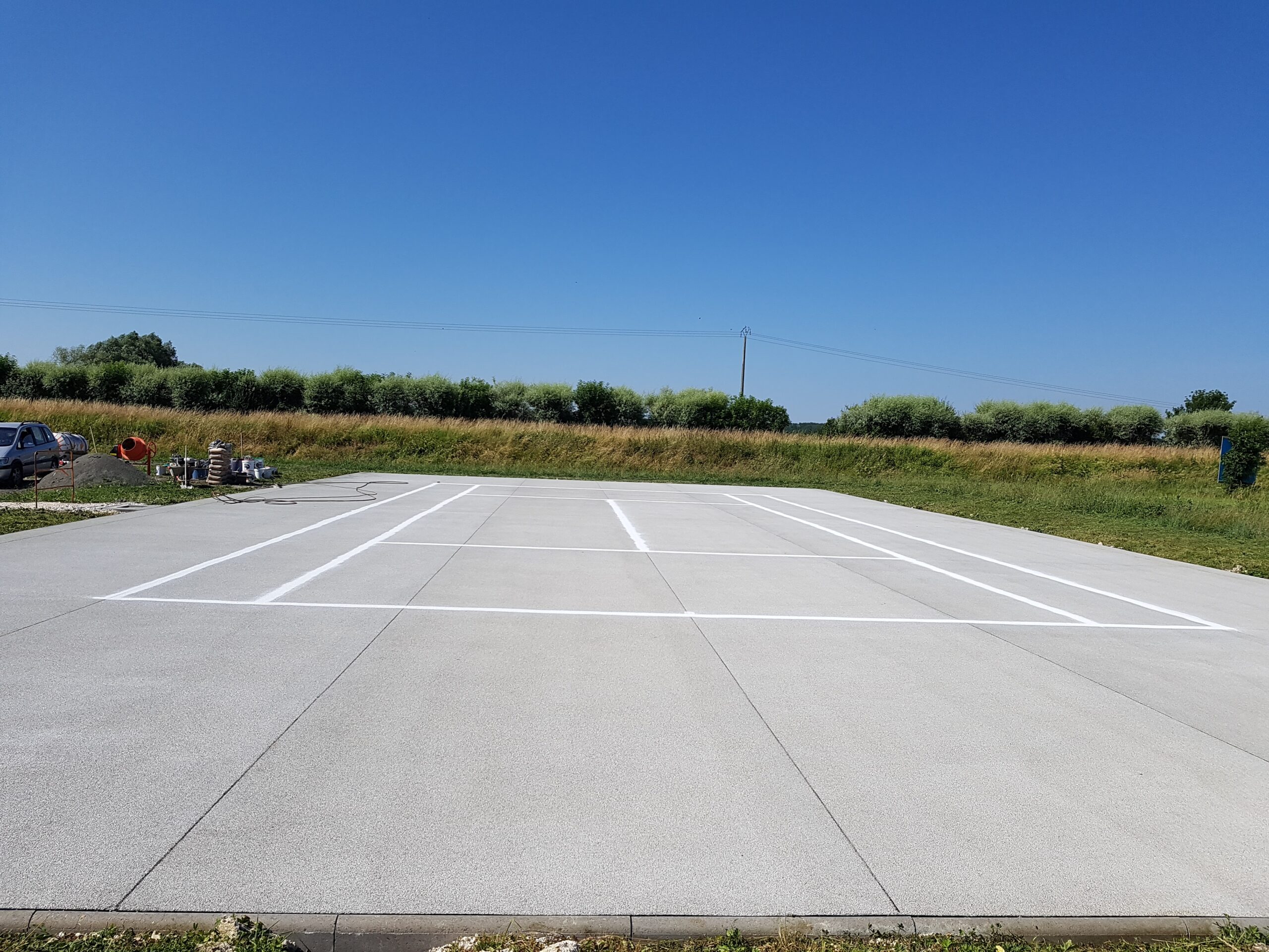 CONSTRUCTION DE COURT DE TENNIS en béton poreux BLOIS 